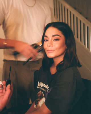 Vanessa Hudgens pic #1289104