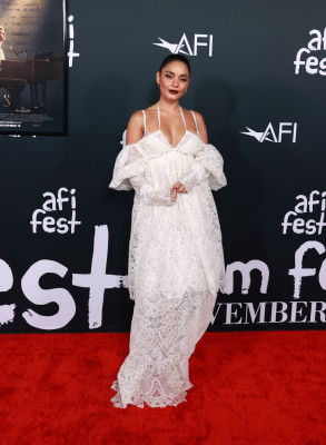 Vanessa Hudgens pic #1280694
