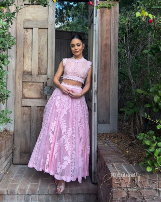 photo 14 in Vanessa Hudgens gallery [id1294022] 2022-01-24 00:00:00