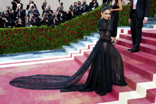 photo 8 in Vanessa Hudgens gallery [id1302363] 2022-05-30 00:00:00