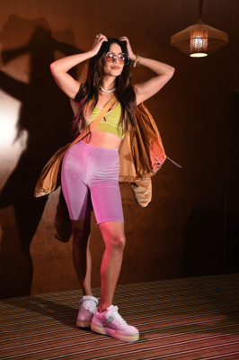 photo 11 in Vanessa Hudgens gallery [id1285696] 2021-12-10 00:00:00