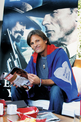 photo 21 in Viggo Mortensen gallery [id259903] 2010-05-28 00:00:00