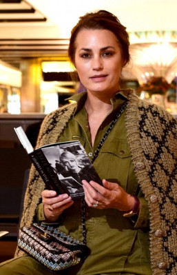 photo 22 in Yasmin Le Bon gallery [id807827] 2015-10-28 00:00:00