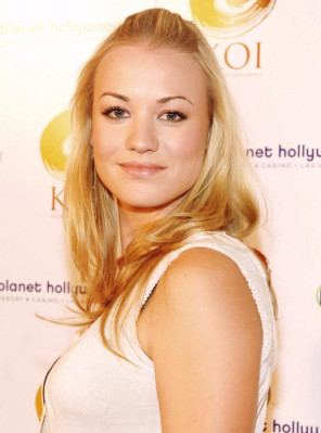 Yvonne Strzechowski pic #286921