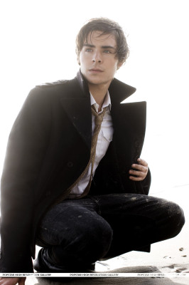 Zac Efron pic #134252