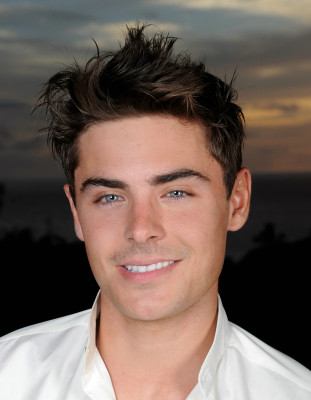 Zac Efron pic #308975