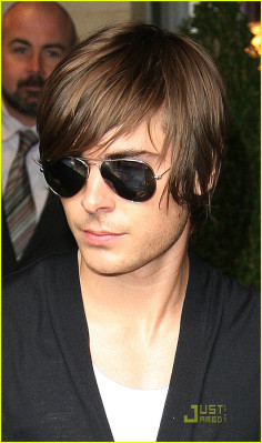 Zac Efron pic #144048