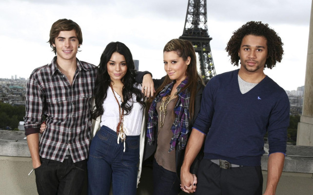 photo 22 in Zac Efron gallery [id558142] 2012-12-04 00:00:00