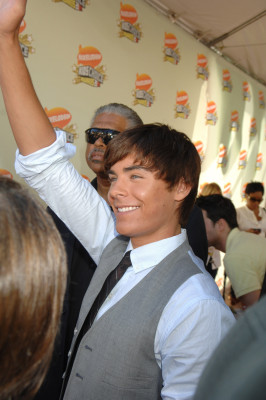 photo 29 in Zac Efron gallery [id345994] 2011-02-22 00:00:00