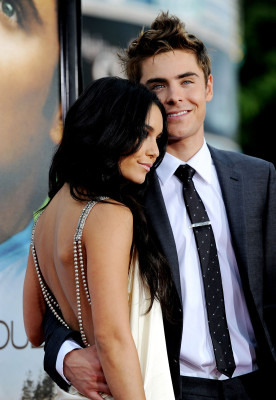 photo 4 in Zac Efron gallery [id272412] 2010-07-23 00:00:00