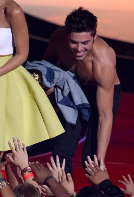 photo 26 in Zac Efron gallery [id690725] 2014-04-19 00:00:00