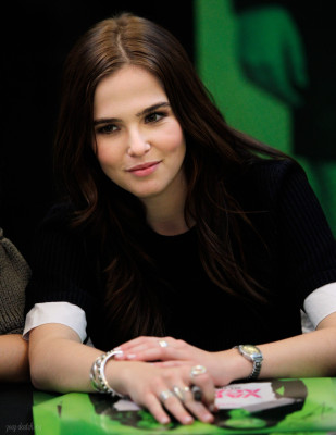 Zoey Deutch pic #666644