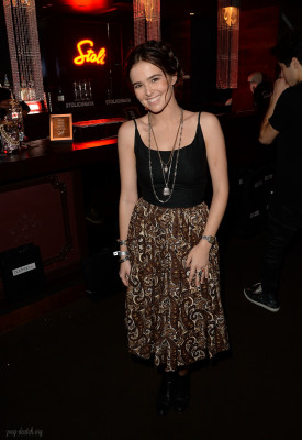 Zoey Deutch pic #677557