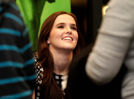 Zoey Deutch pic #666674