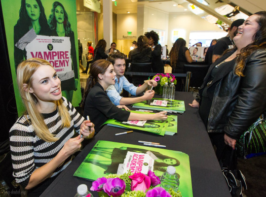Zoey Deutch pic #669713