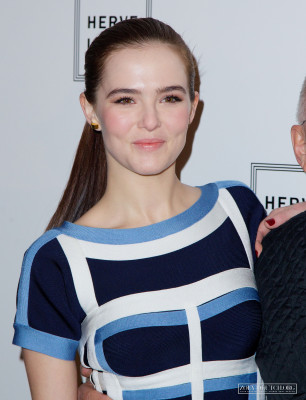 Zoey Deutch pic #677532