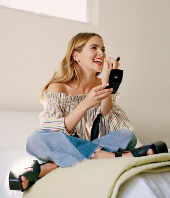 Zoey Deutch pic #899053