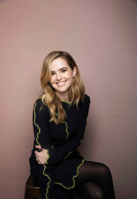 Zoey Deutch pic #904253