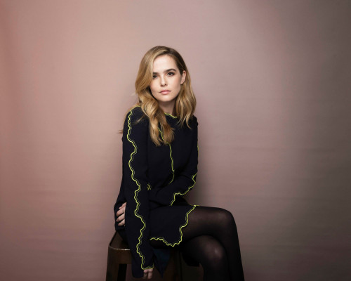 Zoey Deutch pic #904252