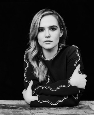 Zoey Deutch pic #904250