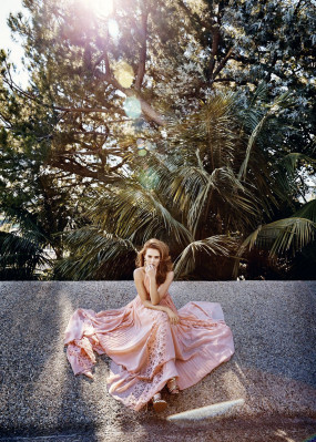 Zoey Deutch pic #825537