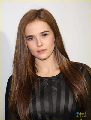 Zoey Deutch pic #666675