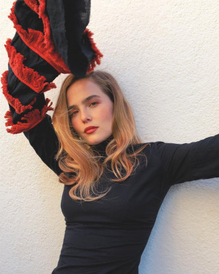 Zoey Deutch pic #937211