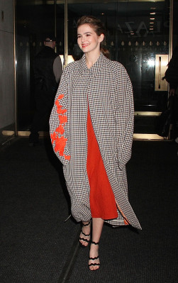 Zoey Deutch pic #913197