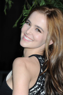 Zoey Deutch pic #624889