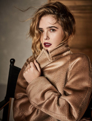 Zoey Deutch pic #929858