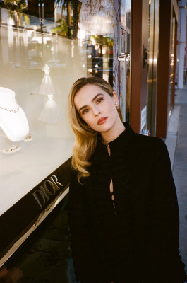 Zoey Deutch pic #1319413