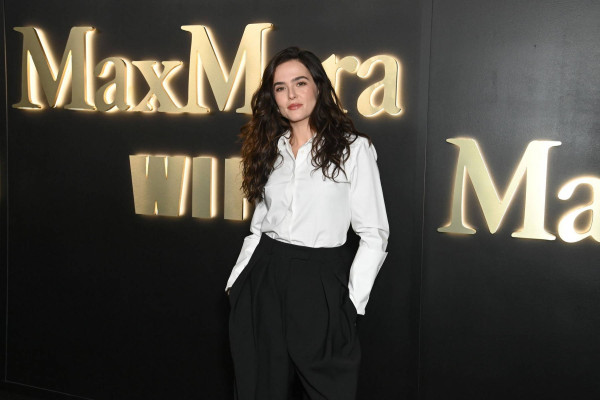 photo 5 in Zoey Deutch gallery [id1339789] 2023-12-28 00:00:00
