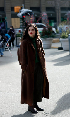 photo 27 in Zoey Deutch gallery [id1288002] 2021-12-17 00:00:00