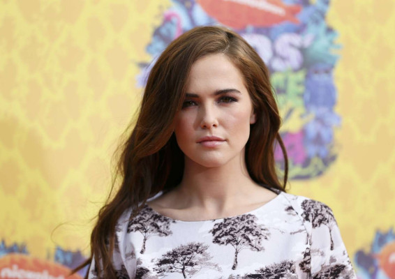 Zoey Deutch pic #756060