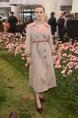 Zoey Deutch pic #1007337