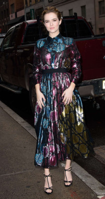 Zoey Deutch pic #898048