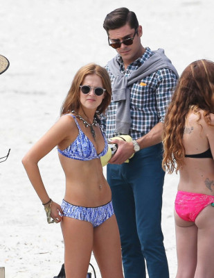Zoey Deutch pic #775964