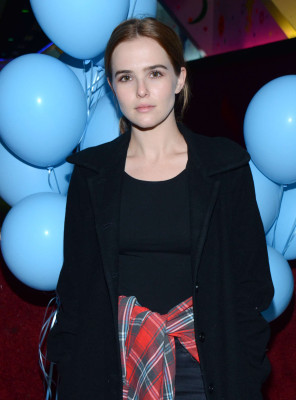 Zoey Deutch pic #775961