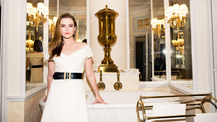 Zoey Deutch pic #1038778