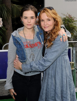 Zoey Deutch pic #624776