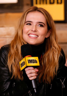 Zoey Deutch pic #905717