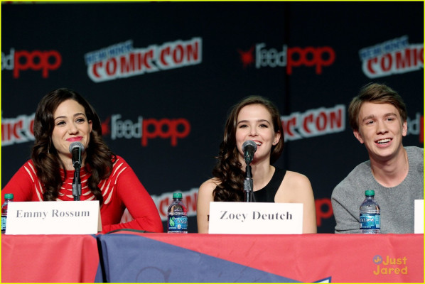 Zoey Deutch pic #666722