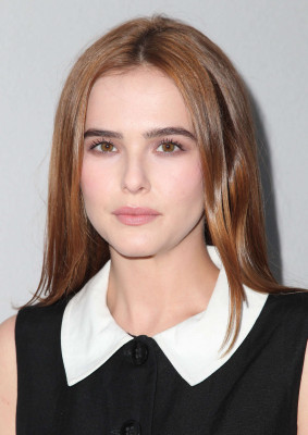 Zoey Deutch pic #775822