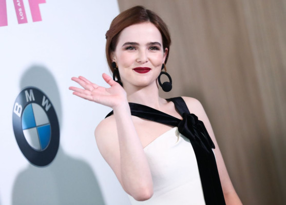 Zoey Deutch pic #943378