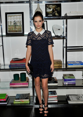 Zoey Deutch pic #685499