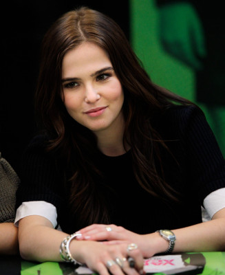 Zoey Deutch pic #668996