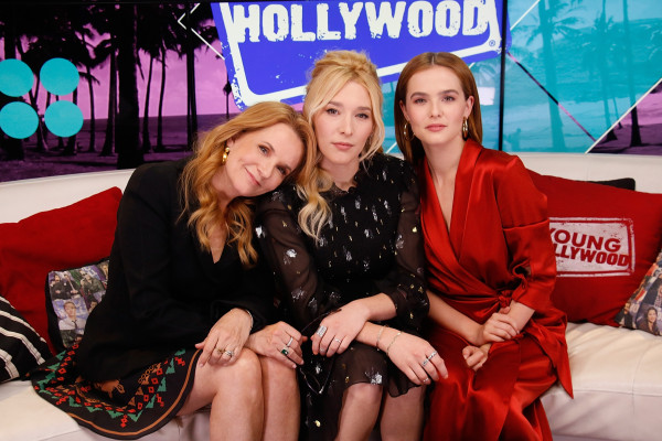 Zoey Deutch pic #1044031