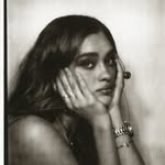 Lizzy Greene Instagram Icon
