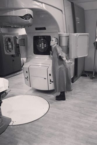 Shannen Doherty And 'Maggie', The Radiation Machine