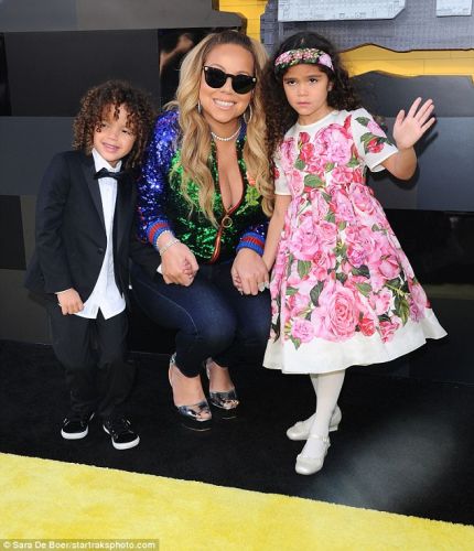 Mariah Carey And Her Twins Watch 'Lego Batman Movie' Debut